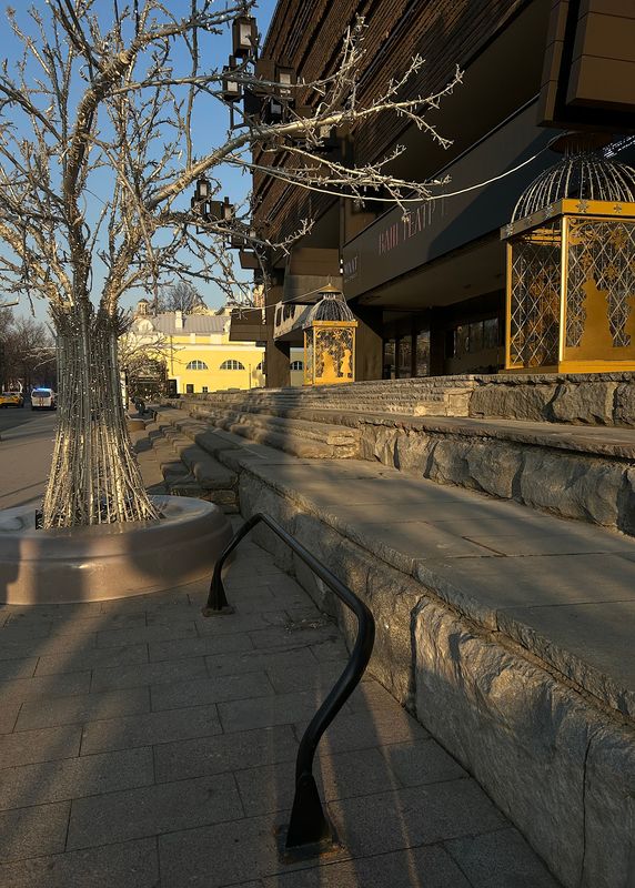 Ваш театр с загогулиной)photo preview