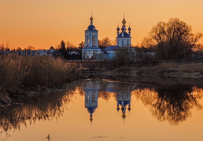 Церковь Успения Пресвятой Богородицы в Дуниловеphoto preview