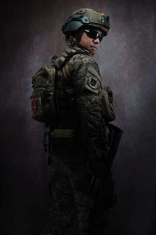 E A R L  B O R Nphoto preview