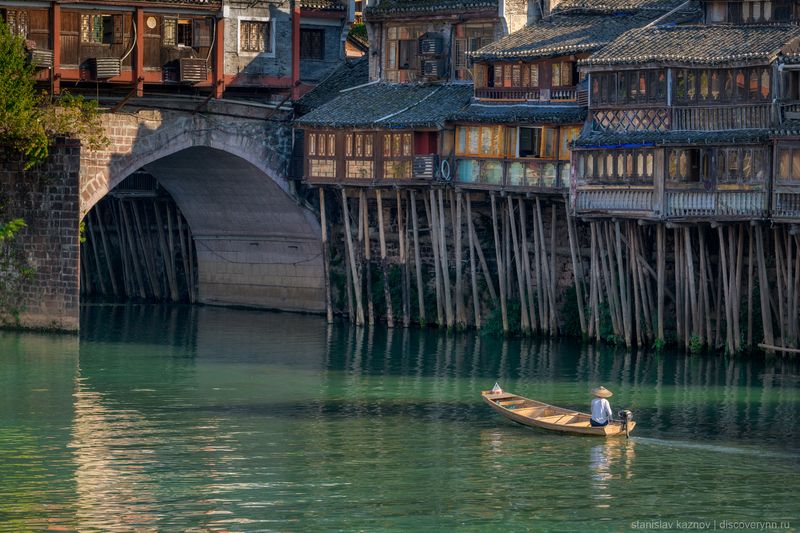 fenghuang, china, китай, фэнхуан Утром в Фэнхуанеphoto preview