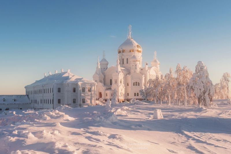 Белогорский монастырь фото превью