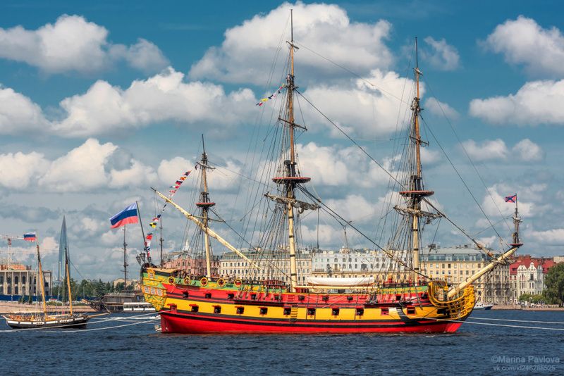 город, архитектура, санкт-петербург, река нева, день вмф, парусник полтава, корабли на неве, городской пейзаж Парусник Полтава - символ победы в морской истории российской державыphoto preview