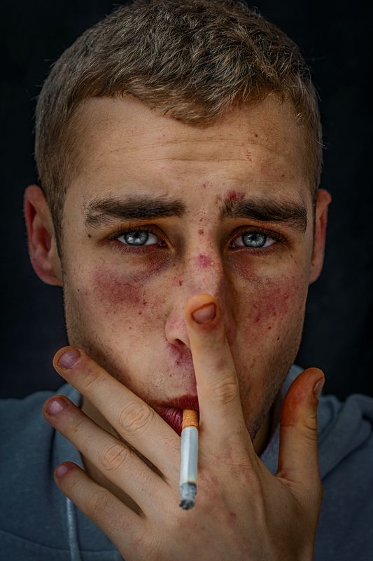 male portrait, shades, face,daylight, hat, details, colors,мужчина, , шляпа, контраст, мужской портрет, высокая текстура photo preview