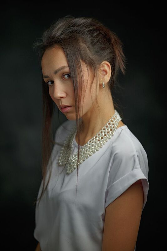 portrait,girl,nikon z5,85mm, viltrox Violettaphoto preview