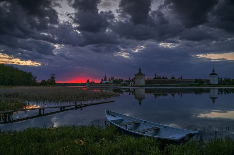 кирилло-белозерский монастырь, кириллов, сиверское озеро, вологодская область Вечернее успокоениеphoto preview