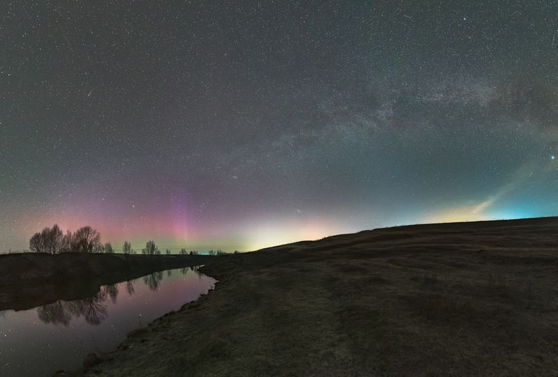 Апрельское сияниеphoto preview