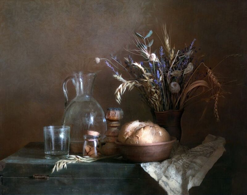 С хлебомphoto preview