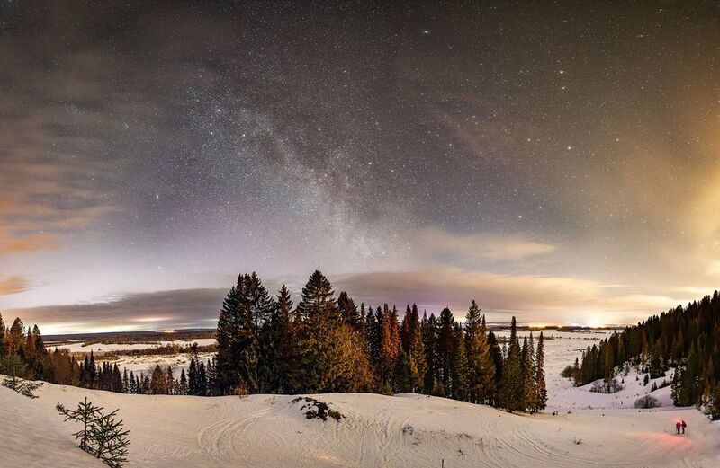 ночь, звезды, небо, млечный путь Звёздно-облачное небоphoto preview