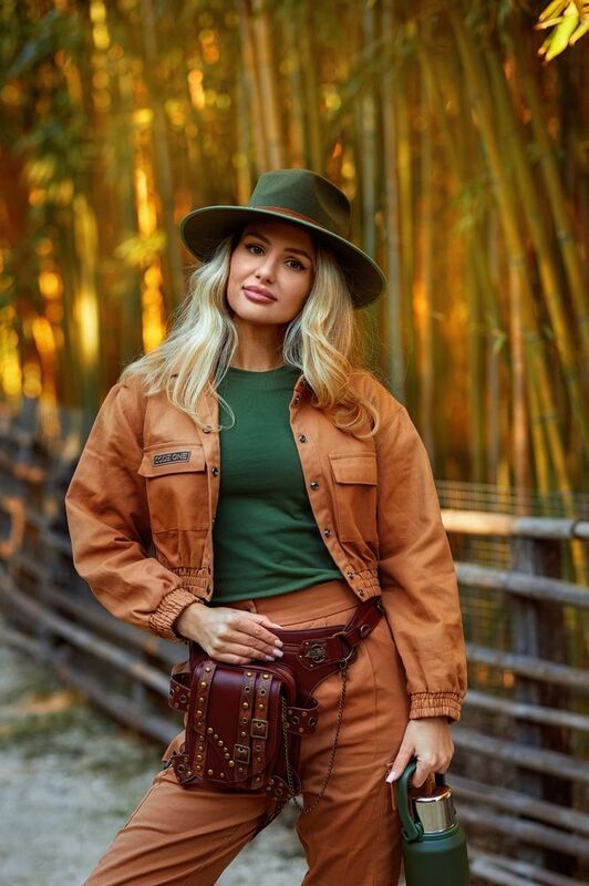 красивая девушка, сафари,портрет, женский портрет, серия В Сочиphoto preview