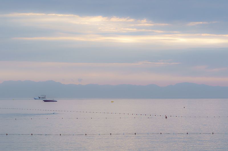 Утро на мореphoto preview