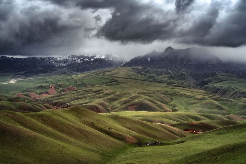 Пасмурный пейзажphoto preview