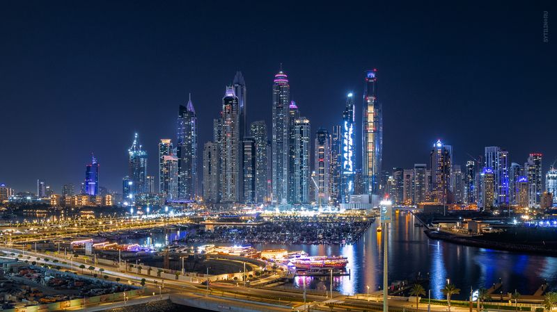 Dubai harbour cruise terminal, марина, дубай, Объединенные арабские эмираты, оаэ, uae, ночной, ночь, небоскребы, архитектура, столица, мегаполис, район, комфортабельный, арабский, урбанизм, ближний восток, персидский залив, marina, порт, яркий, освещение, Вид на ночной Дубай Марина. Объединенные арабские эмиратыphoto preview