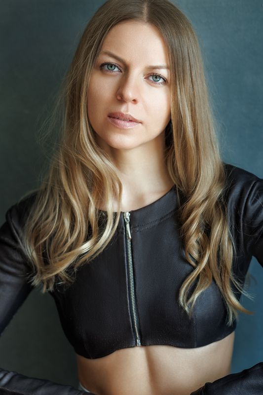 лицо, портрет, цвет, печать, девушка, длинные волосы, блондинка, зеленые глаза Люба фото превью