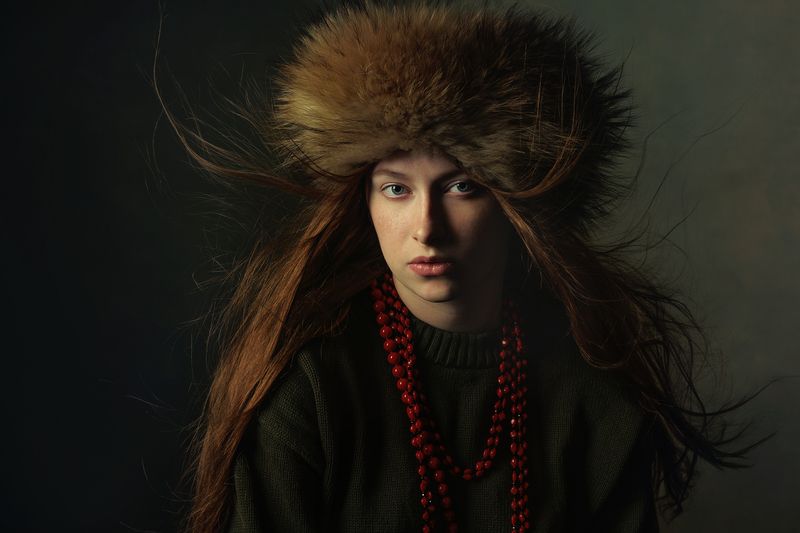 портрет, женский портрет, девушка, рыжие волосы, постановочное фото, студийный свет Таисияphoto preview