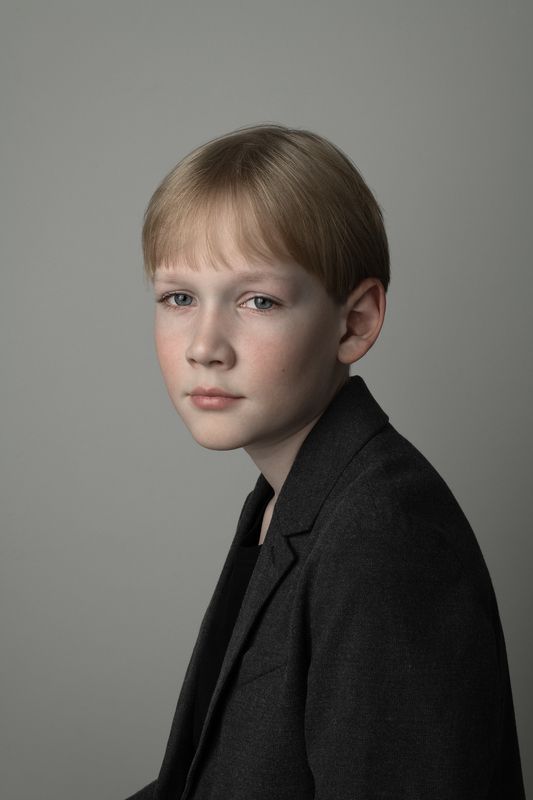 Оттенки серогоphoto preview