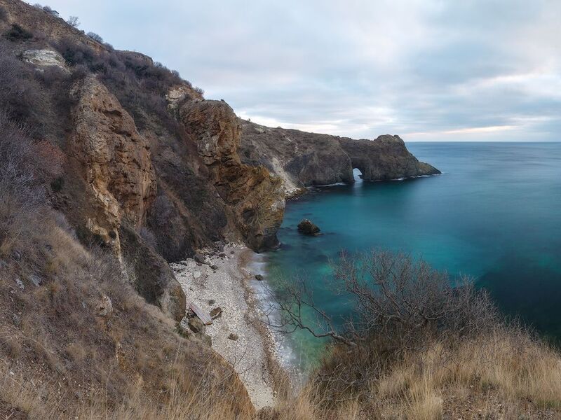 севастополь, фиолент, море, пляж. Мыс Лермонтова, грот Дианы. Ещё один мартовский вечер. фото превью