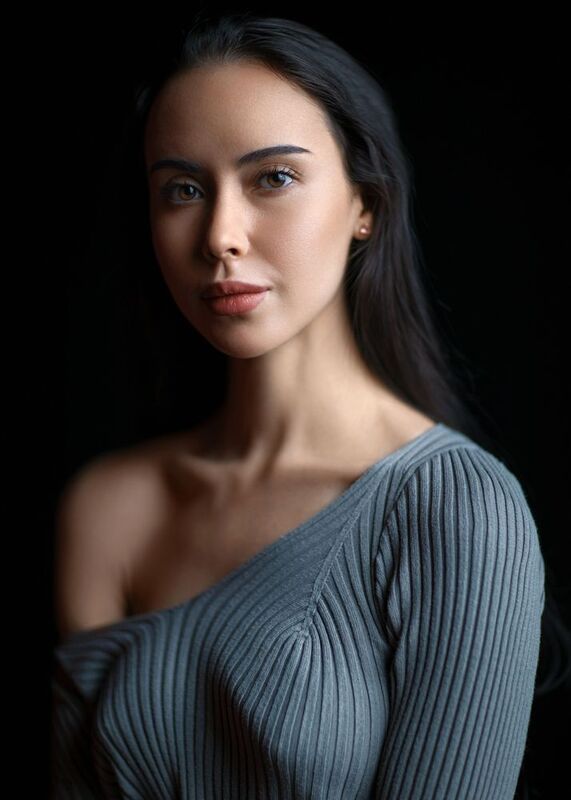 портрет девушка студия красота  взгляд ***photo preview