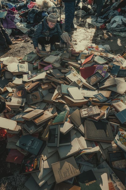 Книги...photo preview