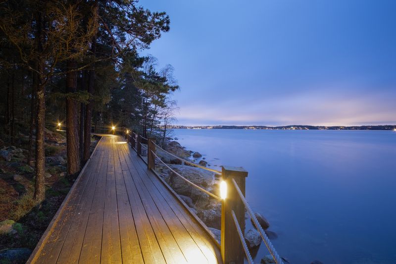 вечер, город, тропинки, синий час Вечер в архипелагеphoto preview