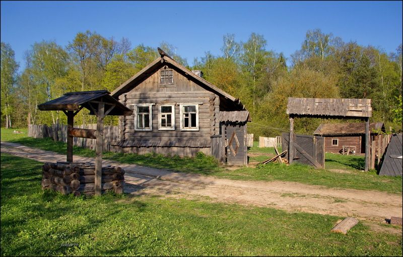 деревня, архитектура, ленинские горки, изба, Кино деревня в Ленинских горкахphoto preview