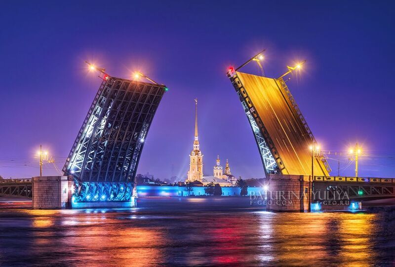 санкт-петербург, дворцовый мост, развод мостов, петропавловская крепость Дворцовый мост и Петропавловская крепостьphoto preview