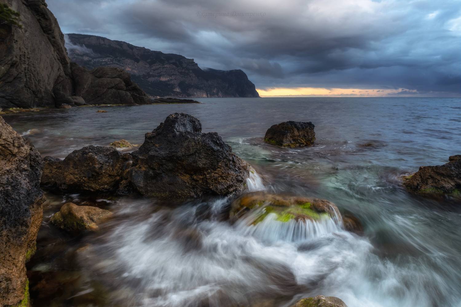 Вечер на Серой скалке. Автор: Дмитренко Екатерина крым, севастополь, балаклава, море, горы, морской пейзаж, Дмитренко Екатерина