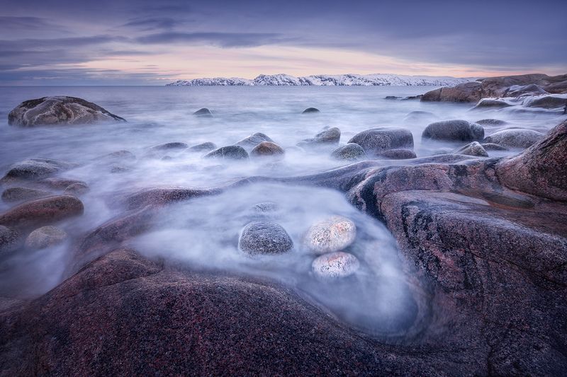 териберка, мурманская область, баренцево море Вечер на северном пляже фото превью