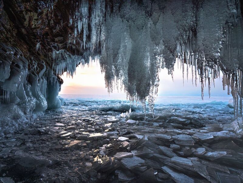 Байкал, озеро Байкал, Бакал зимой, наледи Байкала, гроты Байкала Гроты Байкала.photo preview