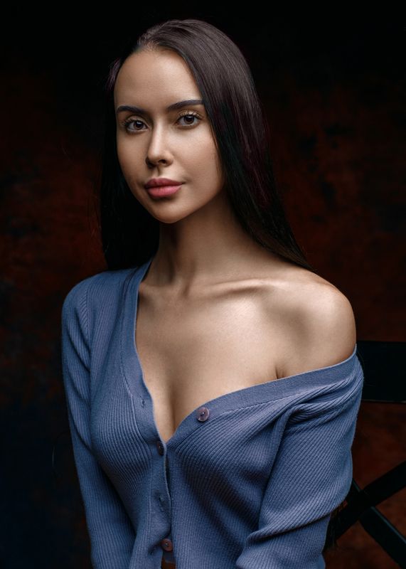 девушка студия взгляд красиво Таняphoto preview