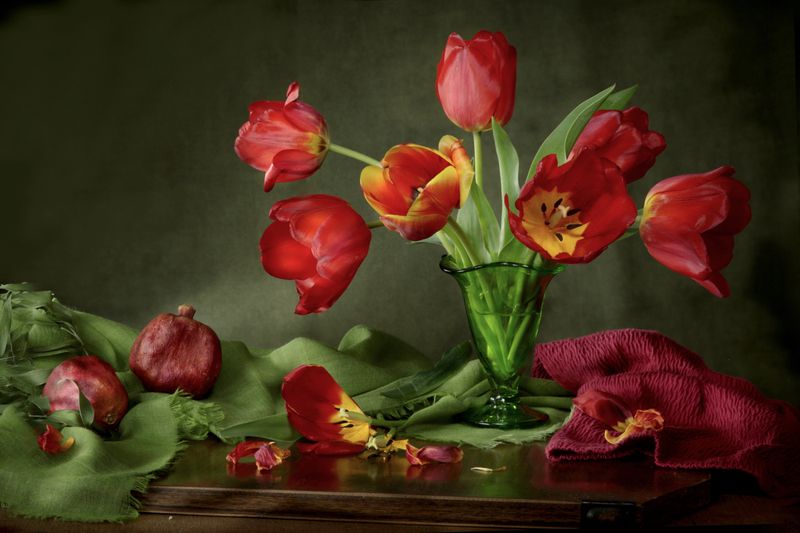 весна, цветы, тюльпаны, алые Тюльпаны.photo preview