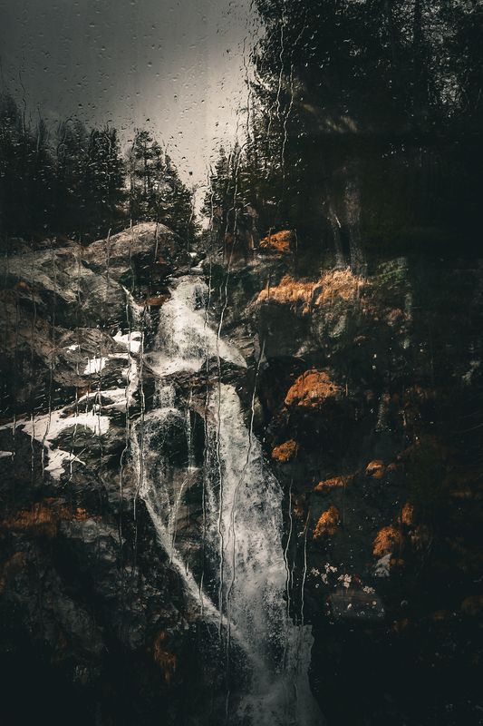 WATERFALLphoto preview