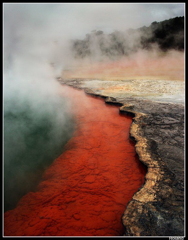 champagne, pools, near, rotorua Там, где течет огненная вода.photo preview