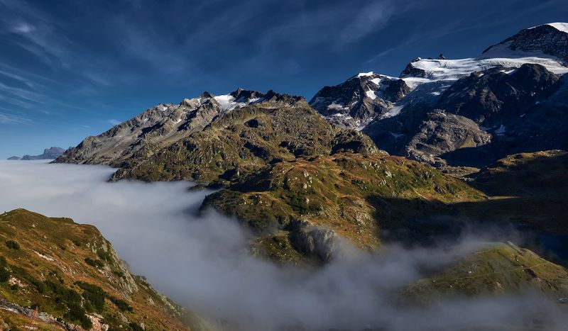 горы, скалы, облака, свет, цвет, альпы, швейцария На перевалеphoto preview