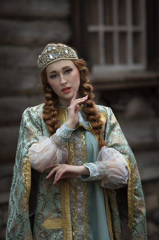 девушка, коса, рыжая, русский костюм, кокошник Машаphoto preview