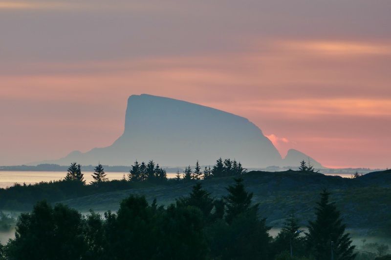 Landscapes, Norway, Helgeland, Lovund island, Sunrise, Mood, Fog,  Остров в океанеphoto preview