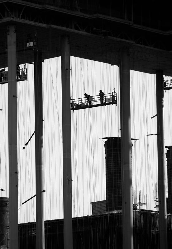 пейзаж антропоцена, высота, колонны, люлька, платформа, тросы, шелкопряд bombyx giantphoto preview