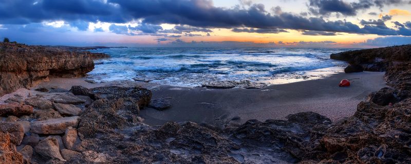 средиземное море, закат, скалы Маленькая бухточка.photo preview