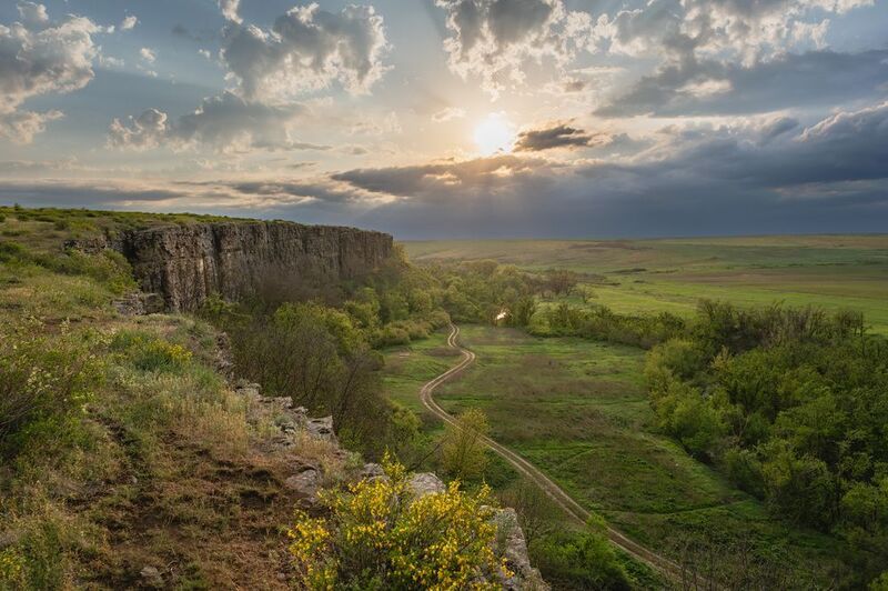 закат, скалы, вечер, тучи, ростовская область, зайцевка Закат на Зайцевских скалахphoto preview