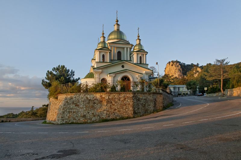 храм, архангела, михаила, в, ореанде Храм Архангела Михаила в Ореандеphoto preview