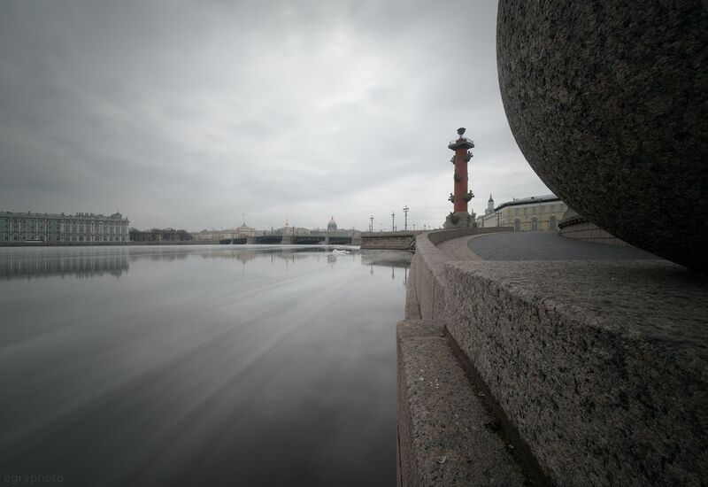 санкт-петербург, спб, россия, питер, spb, saint-petersburg, piter, russia, нева, ледоход, стрелка васильевского острова, ростральная колонна 300 секунд невского ледохода у гранитного шараphoto preview