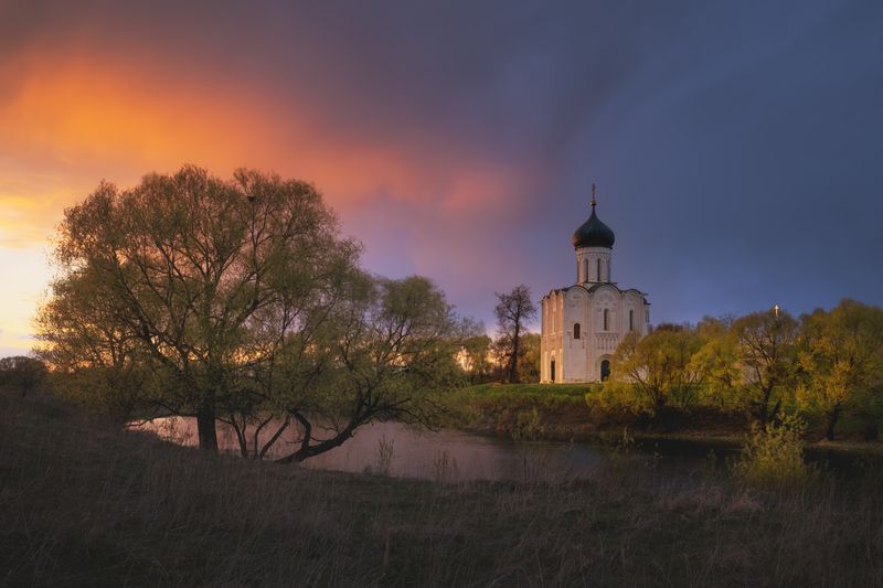 Апрельский вечер в Боголюбовоphoto preview