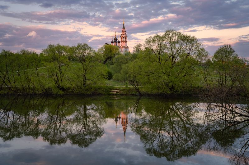 россия, валищево, весна, московская область, храм, церковь, православие, деревня, вечер, колокольня, закат, пруд, отражение Отражениеphoto preview