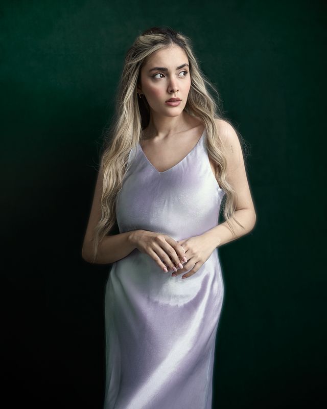 #portrait #fineart #studioshot #dramaticportrait Untitledphoto preview