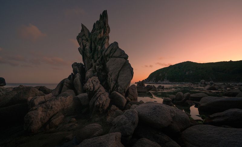 Россия, Приморский край, Приморье, Японское море, бухта Спокойствия, закат, кекур Кекуры Приморья фото превью