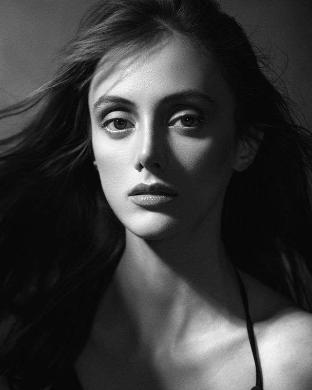 navid mousavi Rovanphoto preview