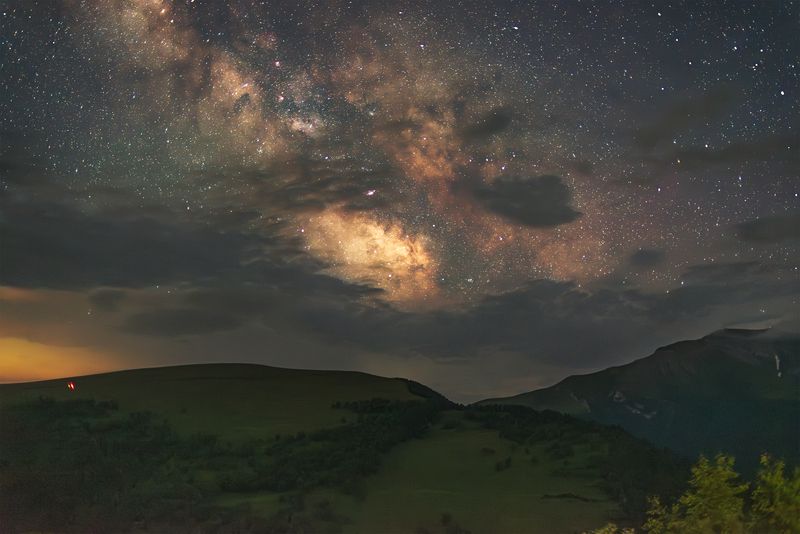 астрофото, астрофотография, ночь, астрономия, астропейзаж, кавказ, млечный путь, звезды, ночное небо, night, nightphotography, stars, milkyway, longexposure Хмурая ночьphoto preview