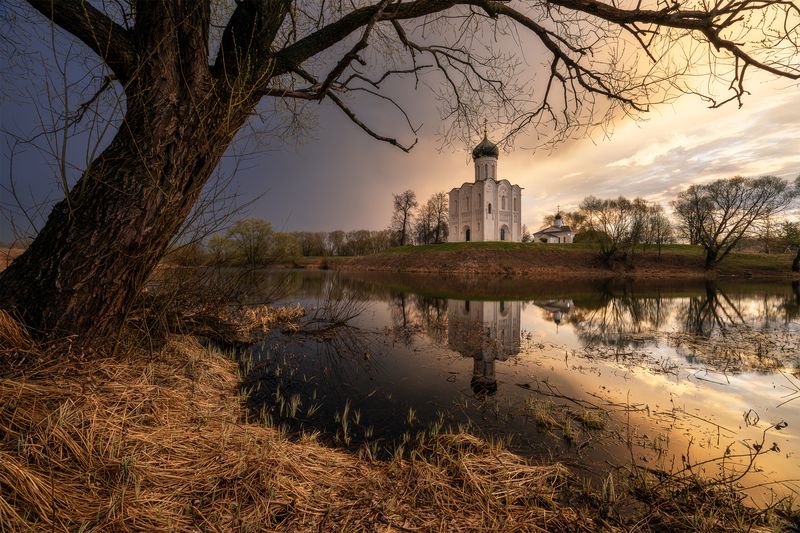 боголюбово, покрова на нерли, владимирская область, церковь, рассвет, нерль, разлив, храм, покрова, весна, Vladimir Апрельский дождьphoto preview
