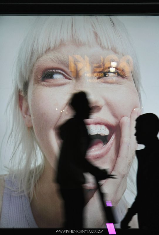 город, пространство, отражение, силуэт, витрина, минимализм, ночной город, концепт Силуэтыphoto preview