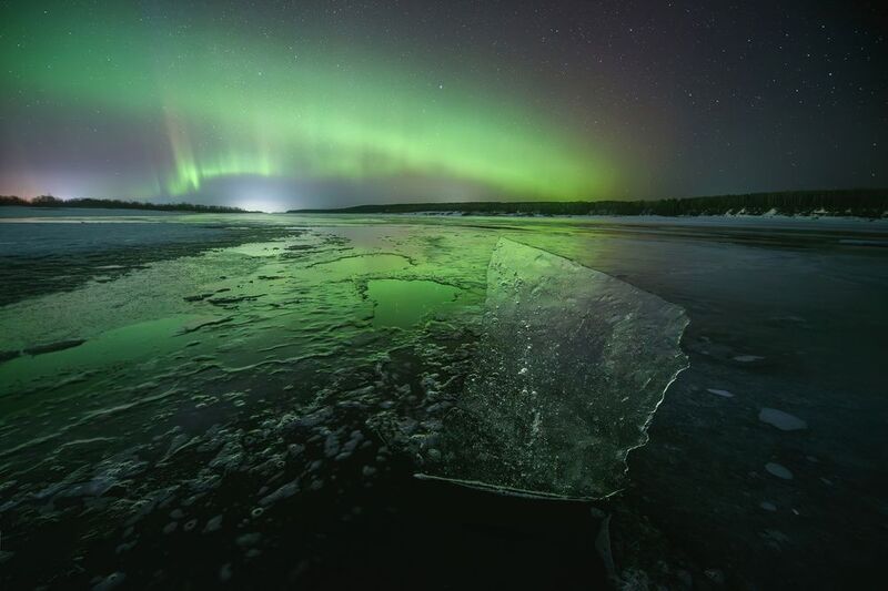 сияние на берегу северной двины, вологодская область, 24.03.2025 Изумрудный лед фото превью