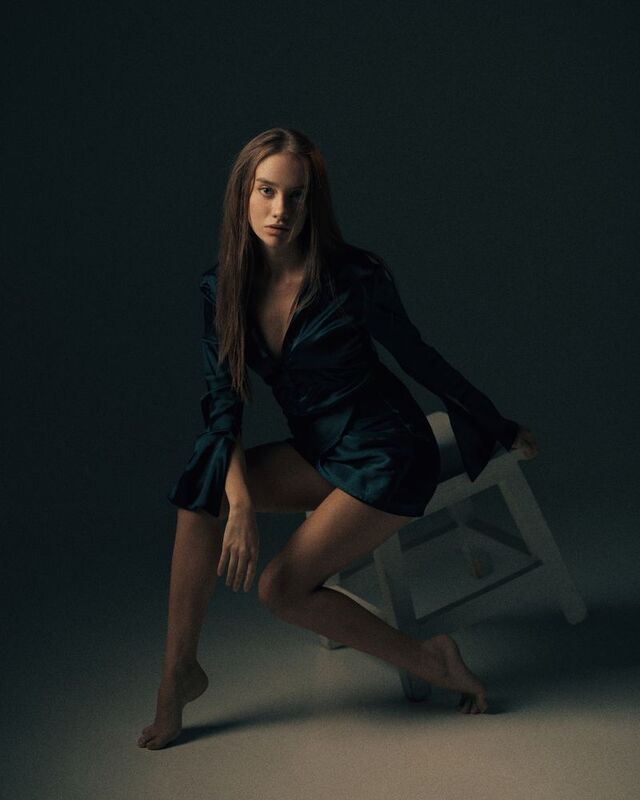 navid mousavi Selinphoto preview